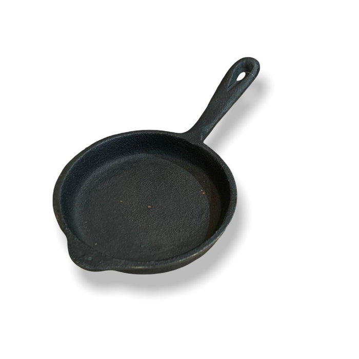6" All Cast Iron Provolone Skillet - Argentine Style